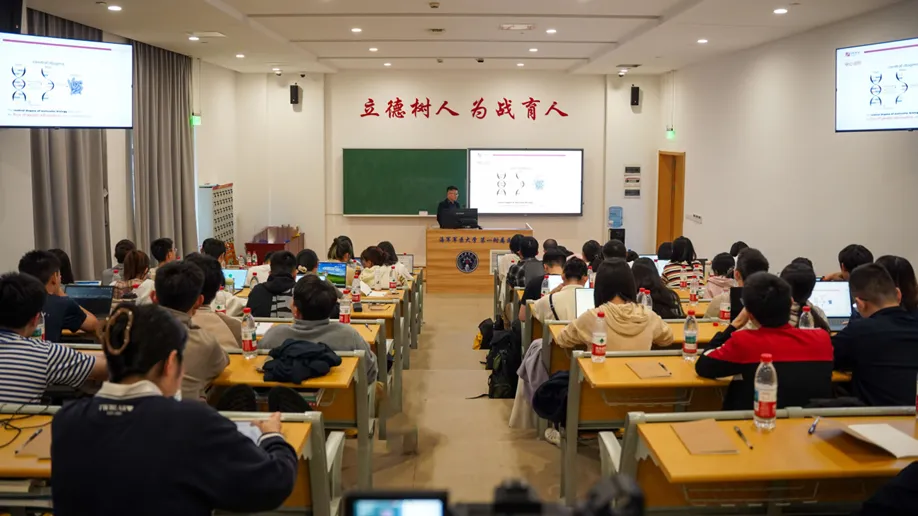 1764745976301807 图片